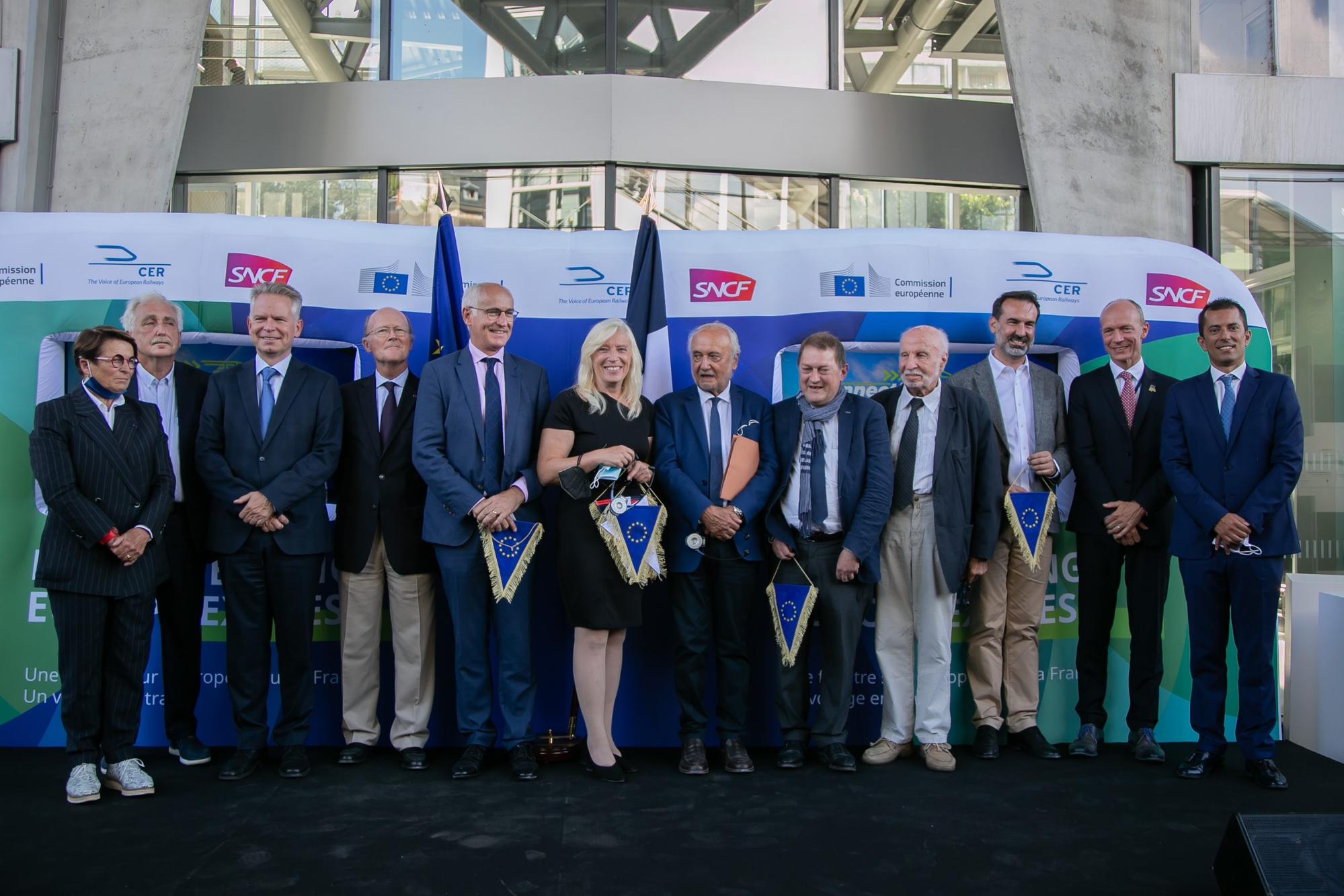 Le imprese firmano i 3 miliardi di contratti per lo scavo del tunnel di base