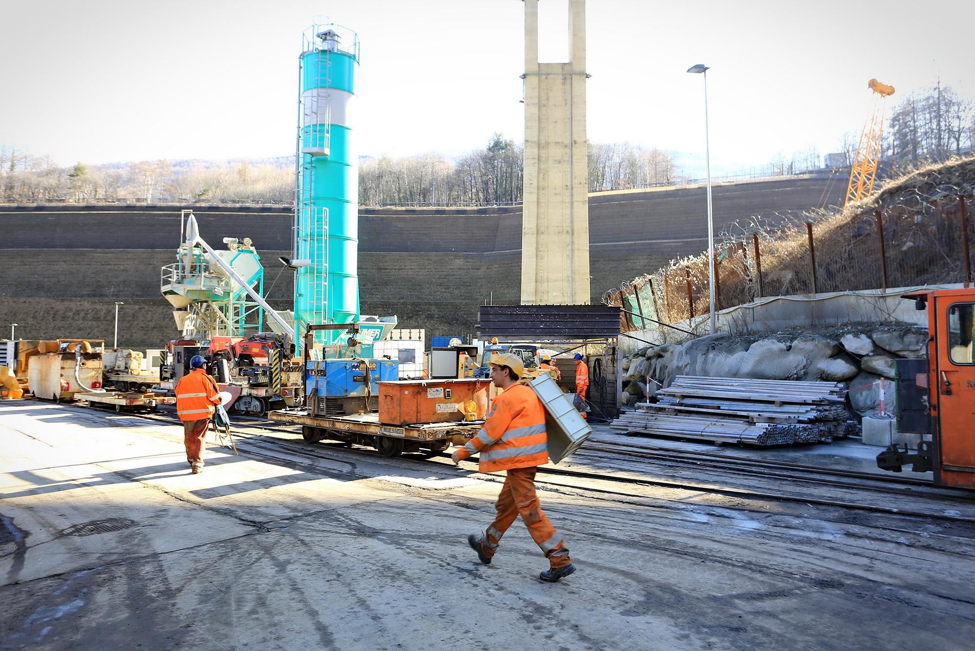 I primi affidamenti per il tunnel di base
