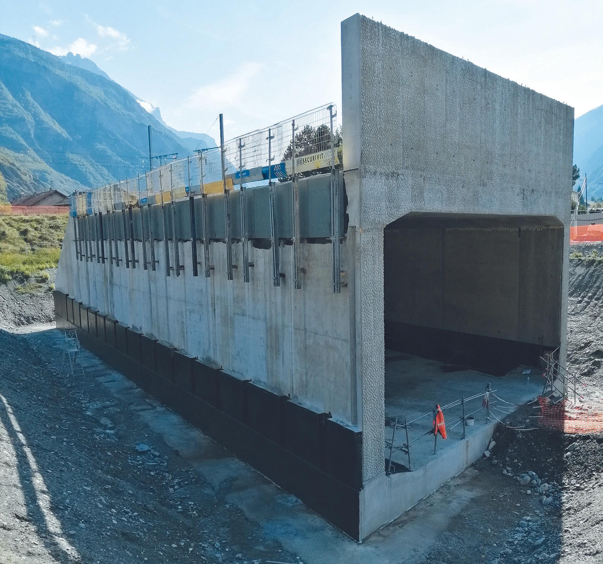 Un nuovo ponte ferroviario sulla strada René-Cassin