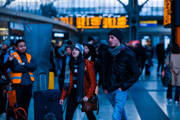 La generazione Z viaggia in treno