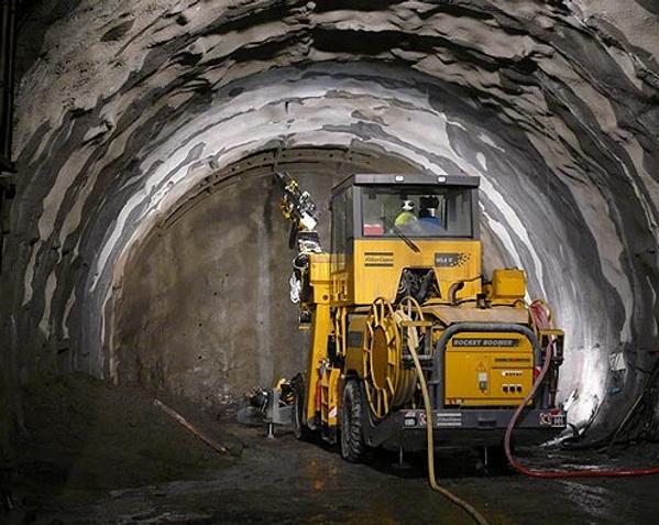 La Praz: iniziati i lavori di prolungamento della discenderia