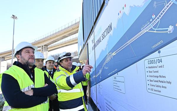 Inaugurato il cantiere per il tunnel di base Italia