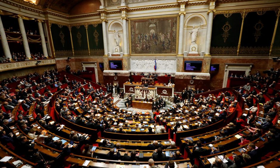 la-france-17e-pays-au-classement-des-parlements-les-plus-feminins-1